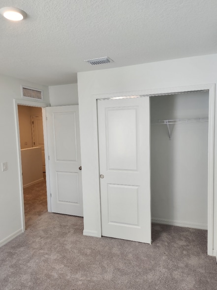 Building Photo - 7653 Waterscape Dr