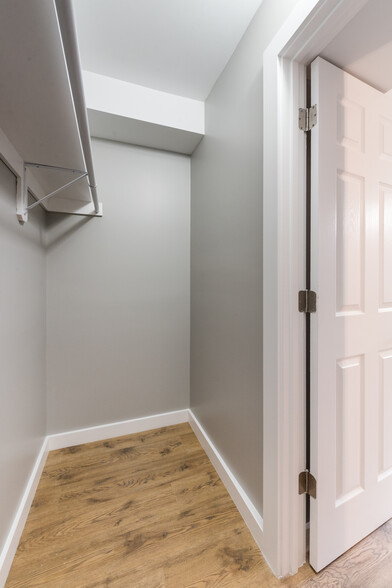 Your own walk-in closet - 523A Irving St NW