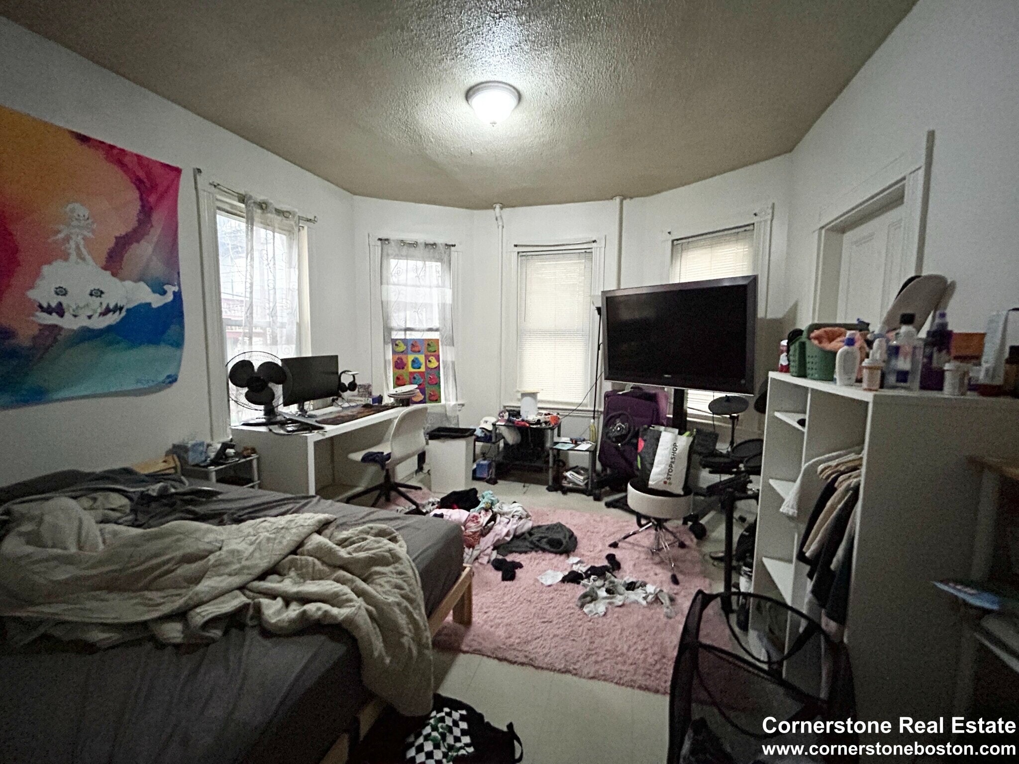 Building Photo - 55 Hillside St