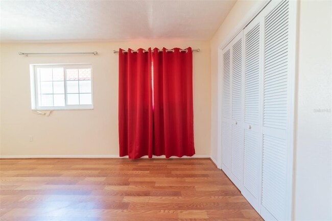 Building Photo - 5521 W Shr Dr