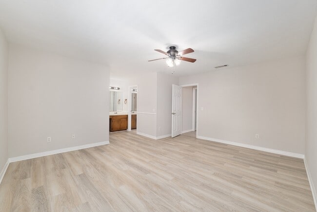Building Photo - 3724 NW 54th Ln