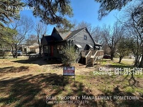 Building Photo - 363 Vineyard-