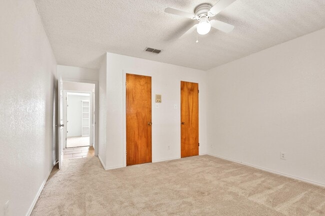 Building Photo - 4818 73rd St