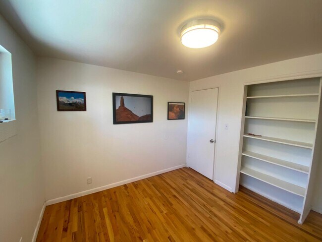 Building Photo - 1455 E 8425 S