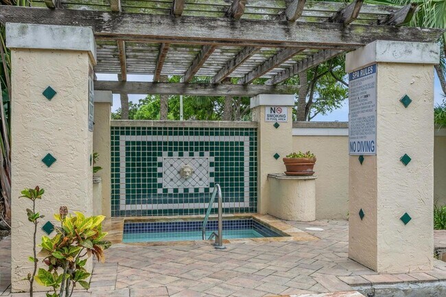 Building Photo - 1715 Village Blvd