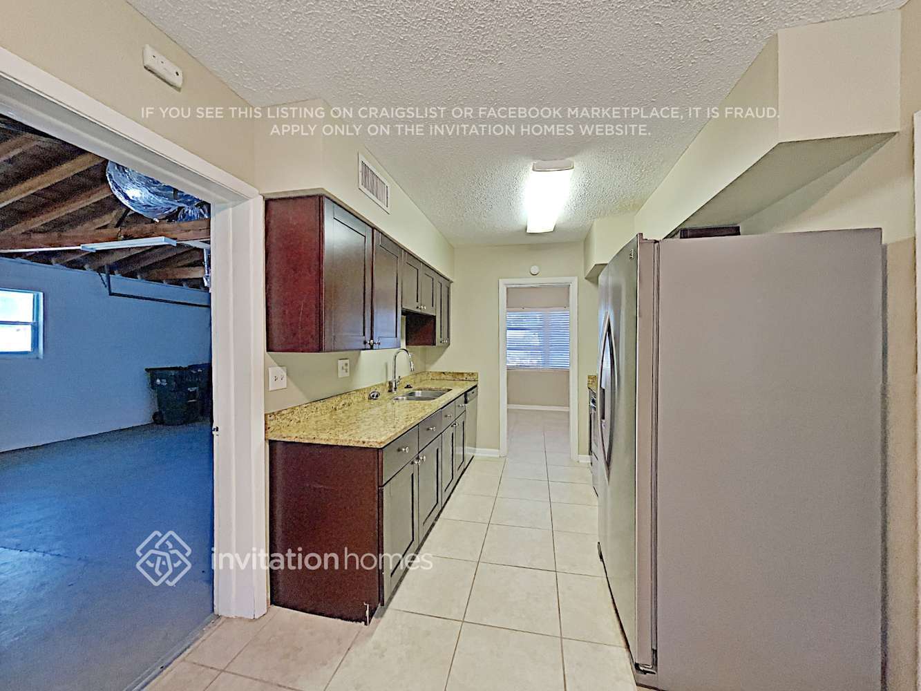 Building Photo - 12160 Croft Dr N