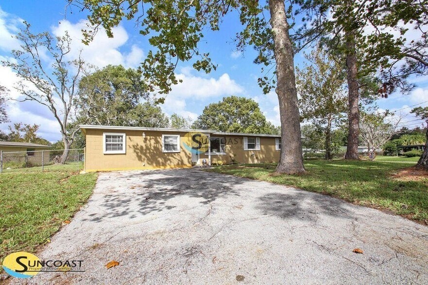 Primary Photo - 6907 Hafford Ln