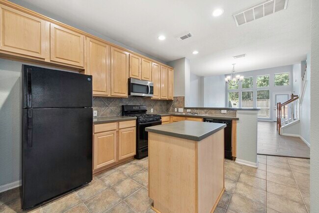 Building Photo - 99 E Greenhill Terrace Pl