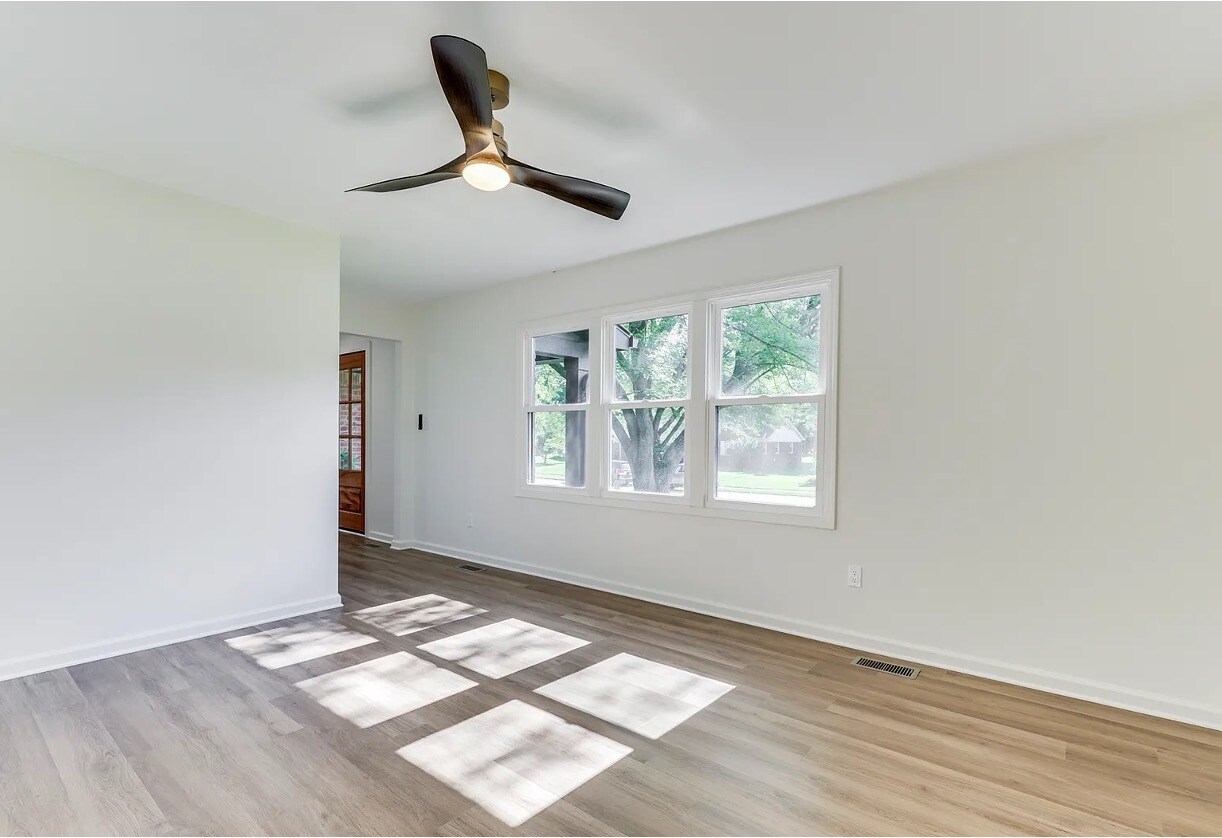 Office - 11506 Rolling Springs Dr
