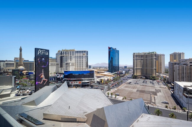 Building Photo - 3722 S Las Vegas Blvd