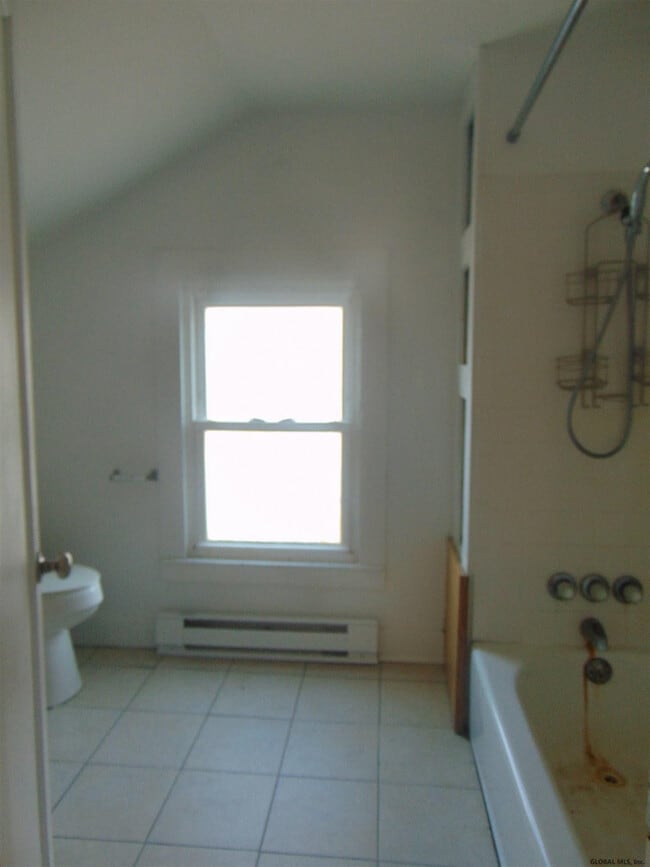 Building Photo - 186 Mill Valley Rd