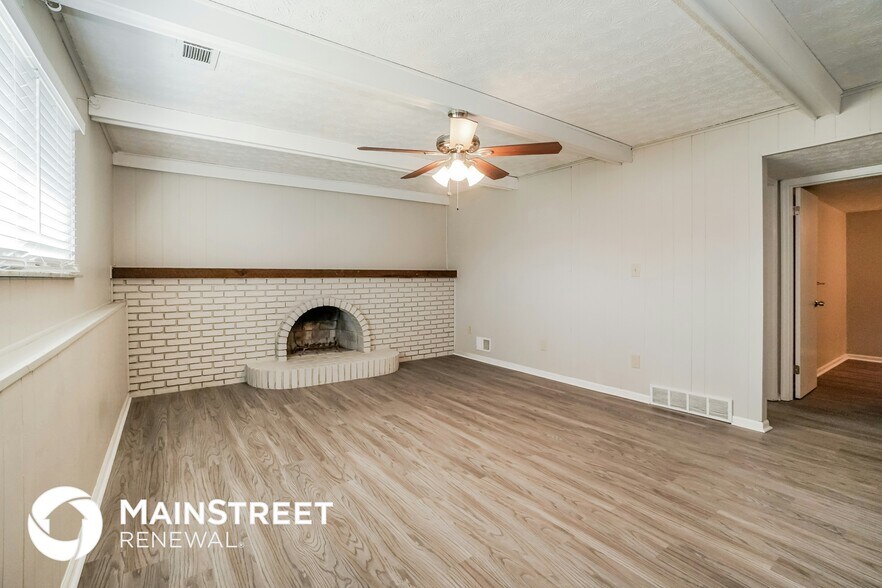 Building Photo - 5412 Aqua St