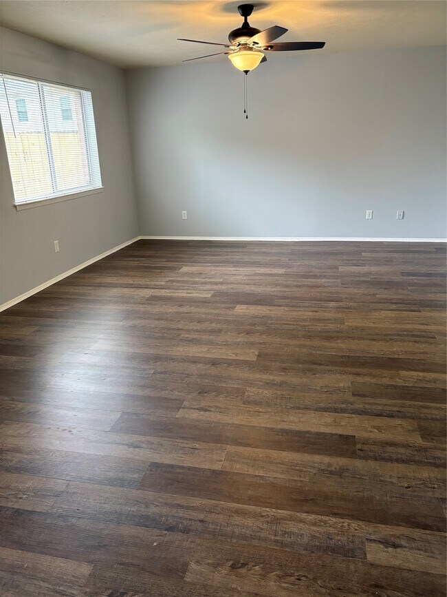 Building Photo - 22726 Leedstown Ln