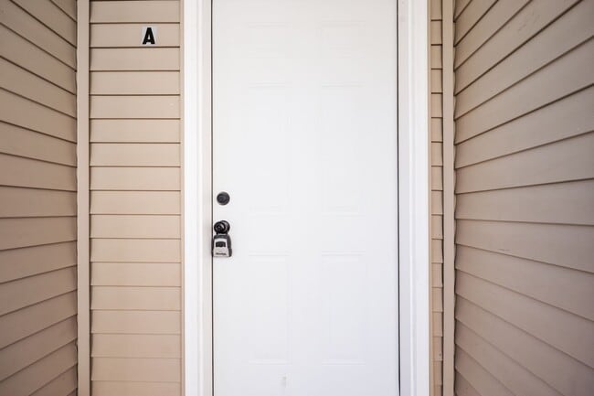 Building Photo - 2-Bedroom Duplex in SE Portland