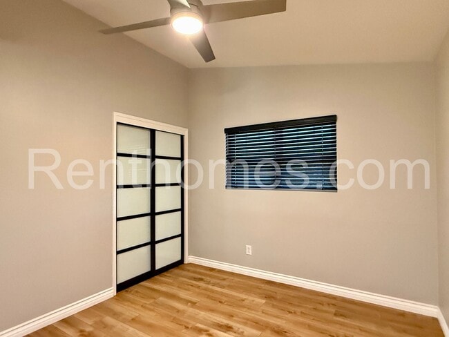 Building Photo - 4227 Mt Herbert Ave