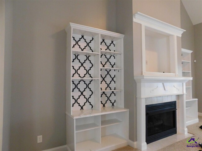 Building Photo - 714 Bay Laurel Cir