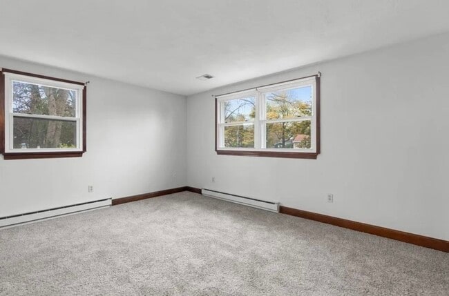 Building Photo - 24 Bows Ln