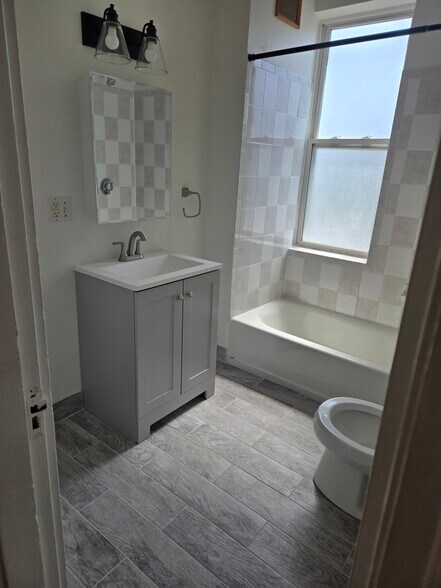 Building Photo - 1185 Commonwealth Ave