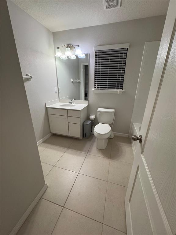 Building Photo - 5146 Bay Isle Cir