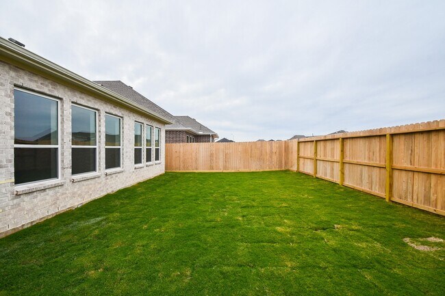 Building Photo - 146 Amaranth Wy