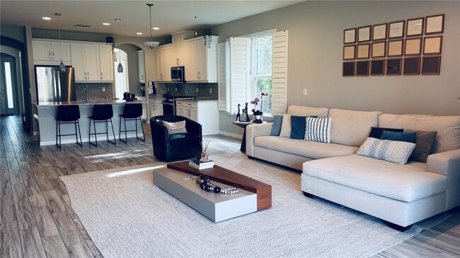 Building Photo - 5761 Groundsel Cir