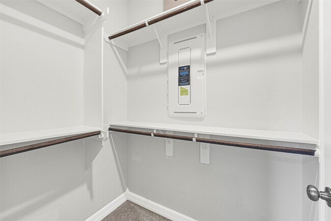 Building Photo - 9339 Galloway Wds Trl