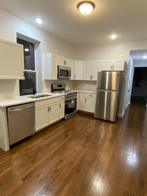 Building Photo - 4440 S Campbell Ave