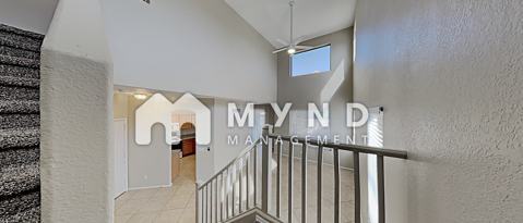Building Photo - 2121 N 29th Pl