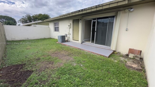 Building Photo - 12240 SW 114th Terrace