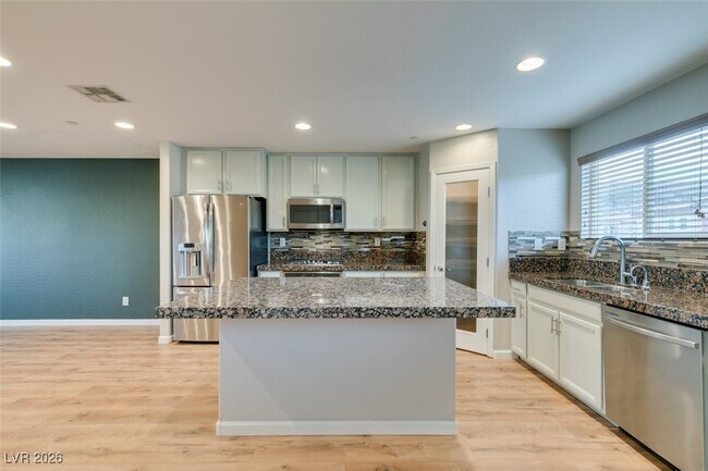 Building Photo - 1525 Spiced Wine Ave