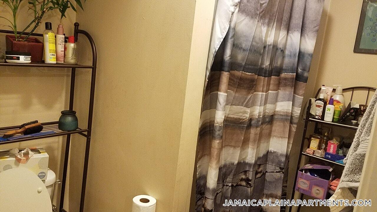 Building Photo - 3147-3149-3149 Washington St