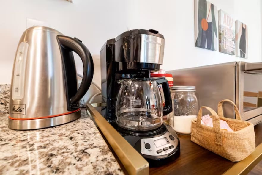 coffee cart - 1111 E University Dr