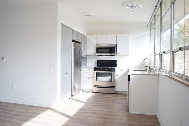 Floorplan - Interstate Flats