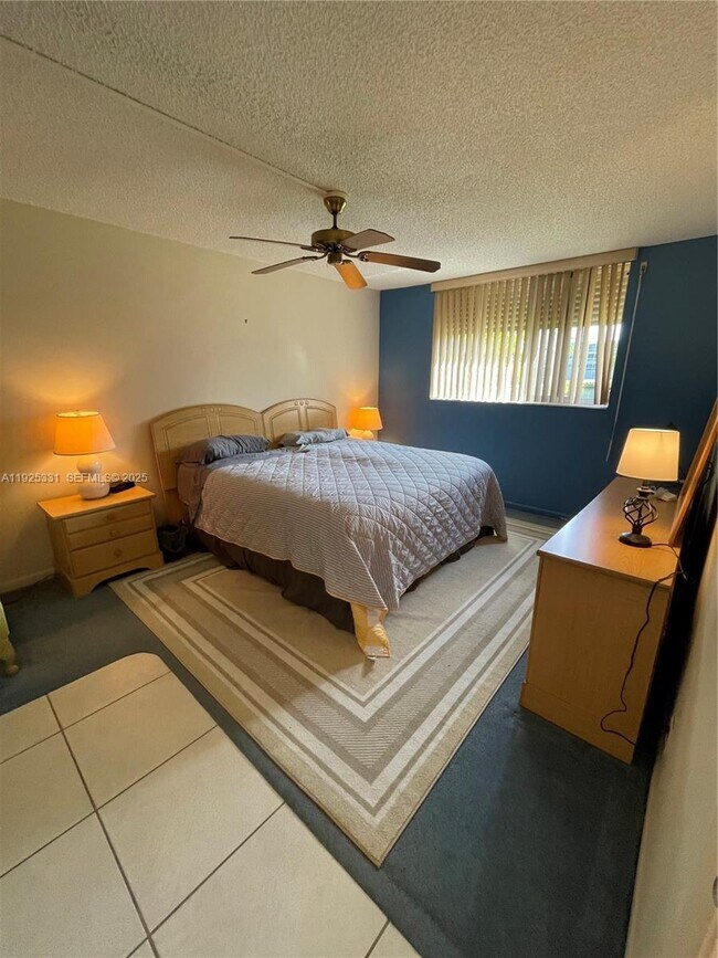 Building Photo - 505 E Dania Beach Blvd