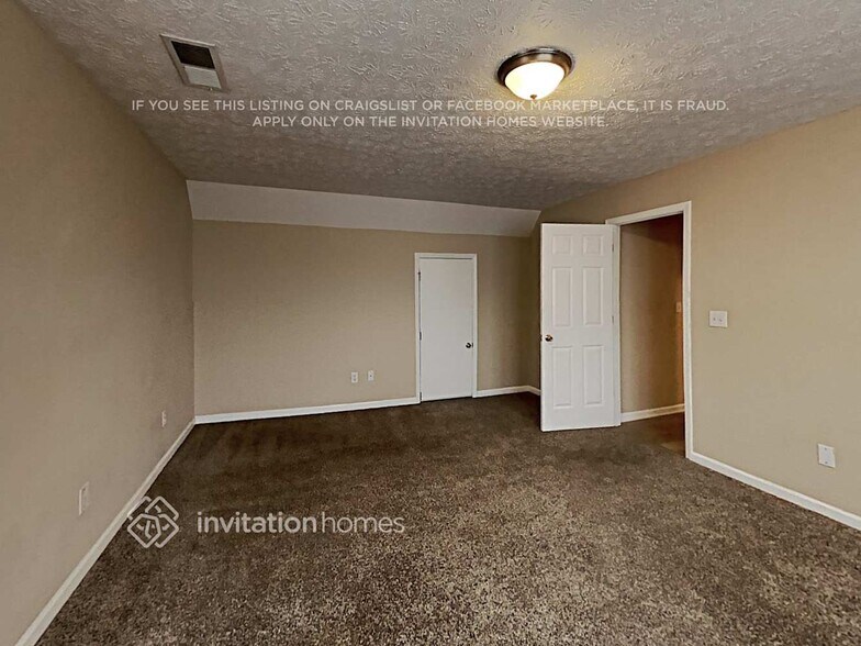 Building Photo - 120 Doubles Dr