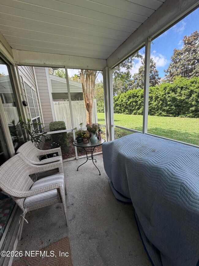 Building Photo - 11175 Castlemain Cir W