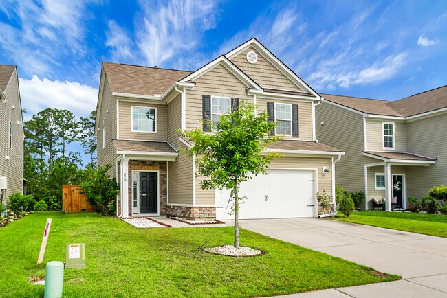 Building Photo - 210 Daniels Creek Cir