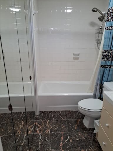 Building Photo - 7030 Magazine St