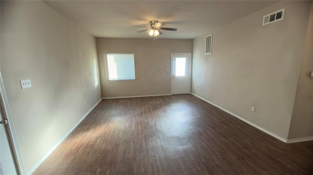 Building Photo - 502 E Hazelwood St