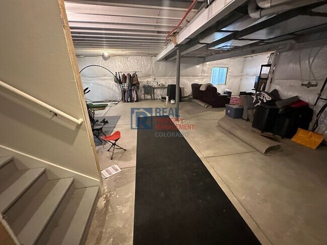 Building Photo - 1824 S De Gaulle Ct