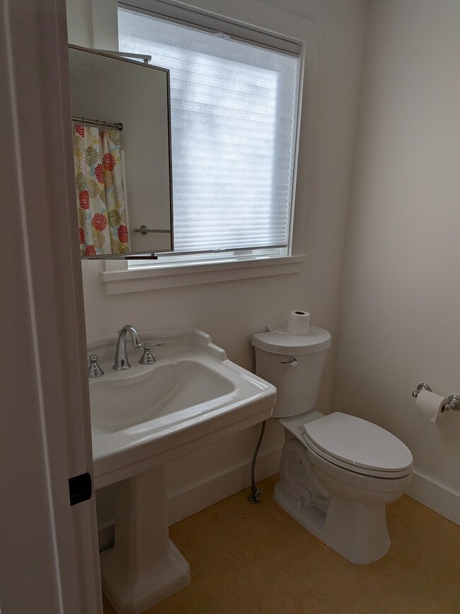 Building Photo - 117 S 2nd St