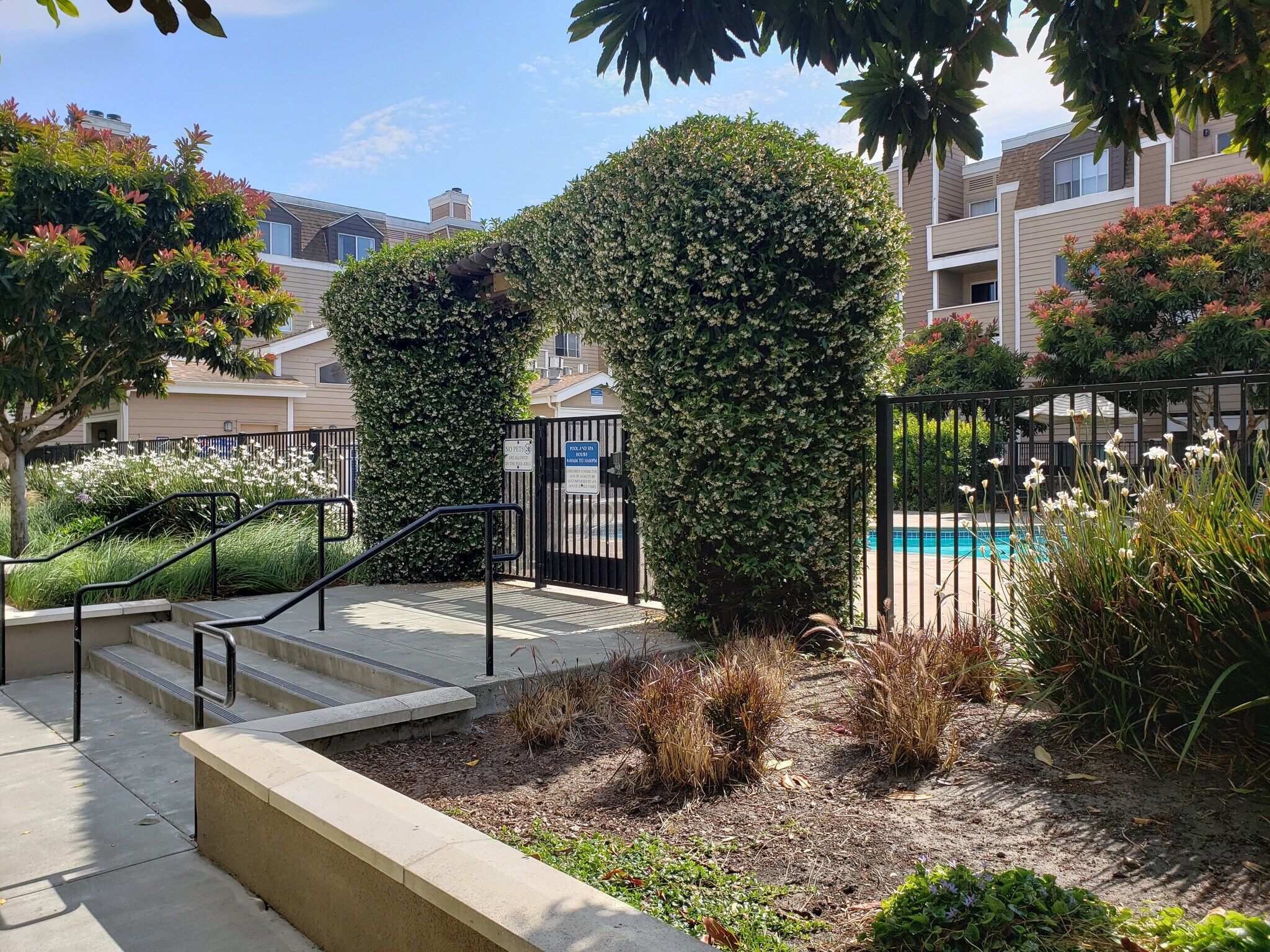 Building Photo - 6400 Christie Ave