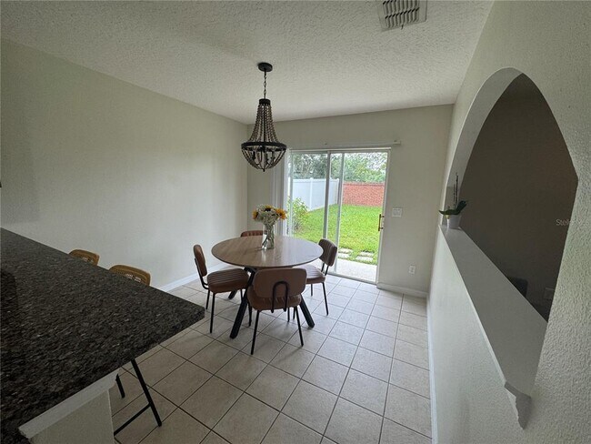 Building Photo - 15249 Harrowgate Way