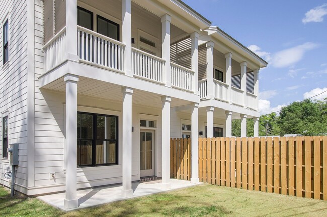 Building Photo - New Construction Townhome