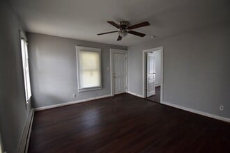 Building Photo - House for rent on Boone Street