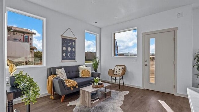 Building Photo - Brand-New 4-Bedroom Townhome in Orchard Mesa!