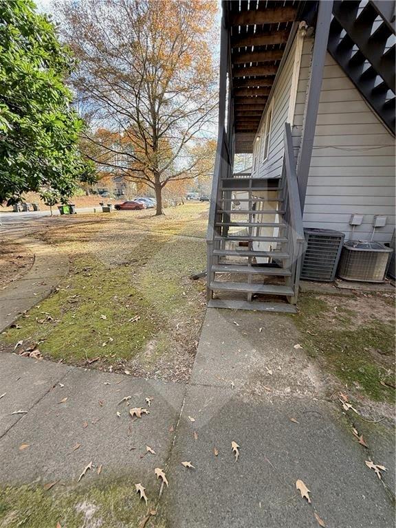 Building Photo - 899 Pastel Dr SW