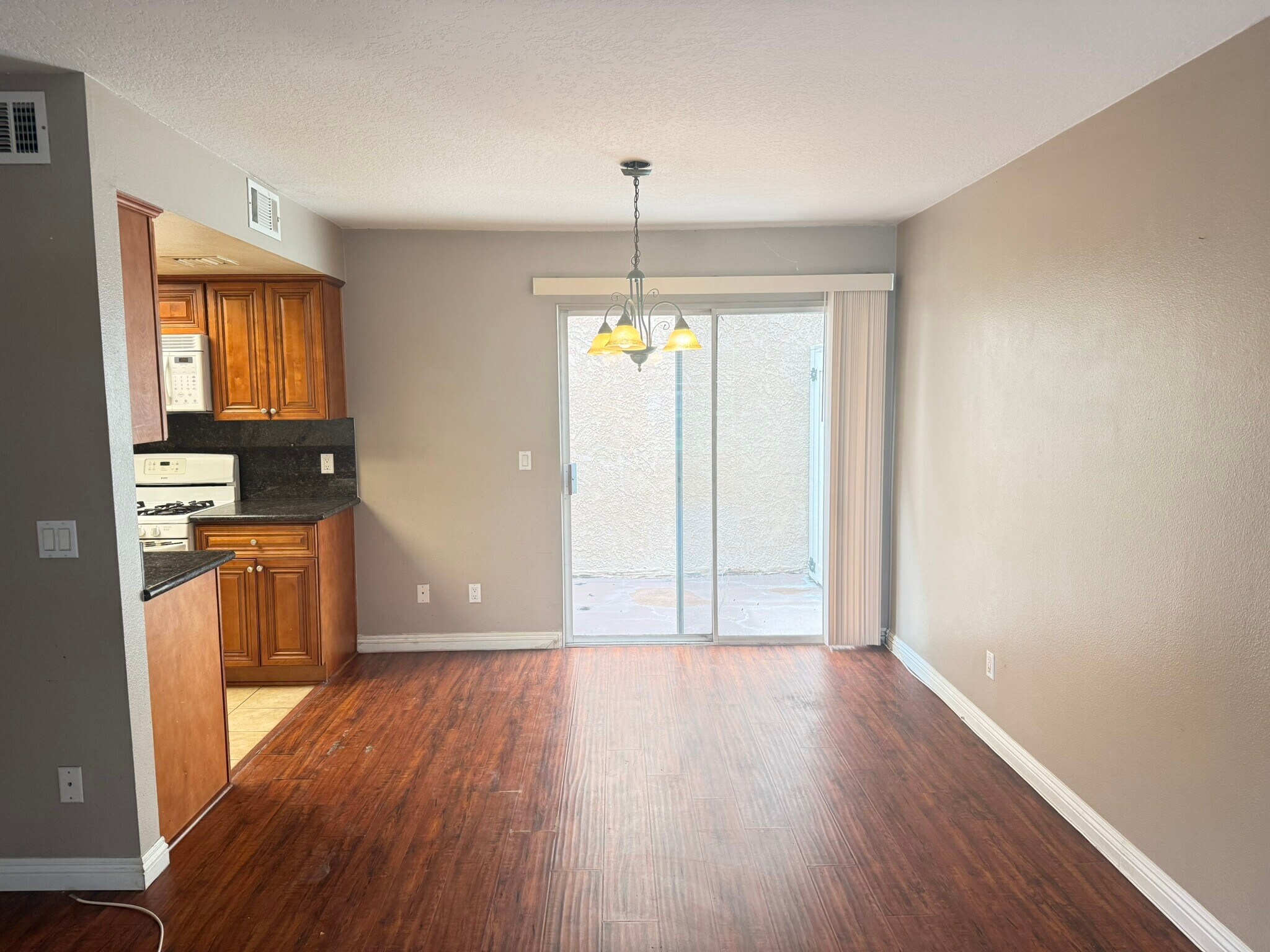 Building Photo - 77 N Michigan Ave