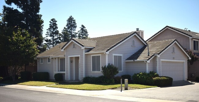 Primary Photo - Resident Benefit Package Property