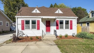 Building Photo - 4509 Hickman Rd